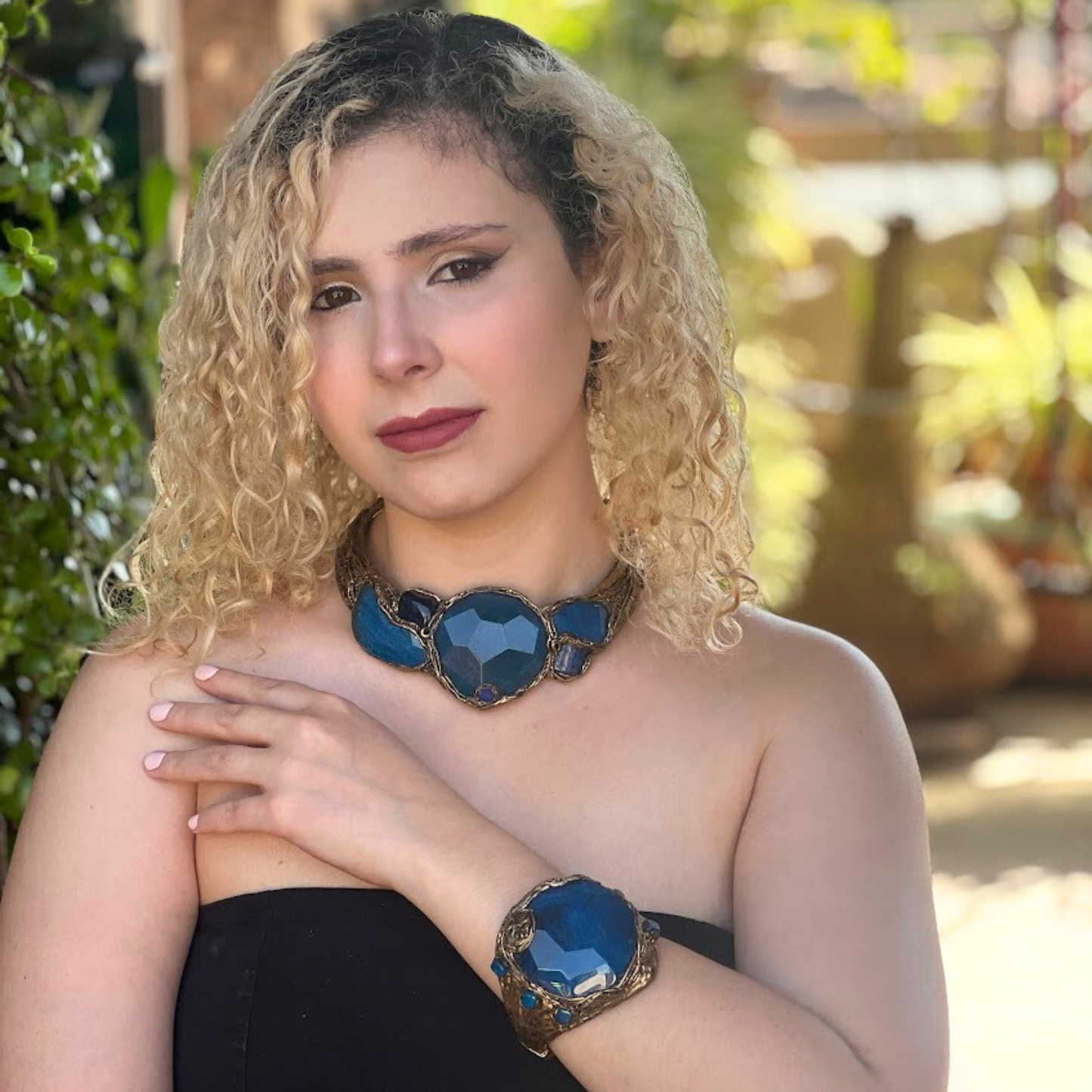 Blue Agate Stone Choker Collar Necklace – Chunky Statement Jewelry