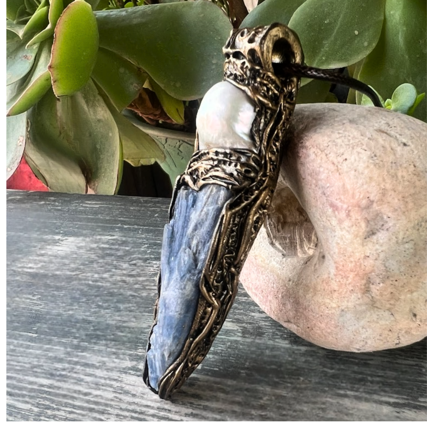 Blue Kyanite and Baroque Pearl Necklace – Calming Crystal Jewelry