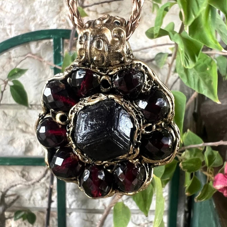 Raw Garnet Crystal Pendant Necklace – Natural Gemstone Amulet