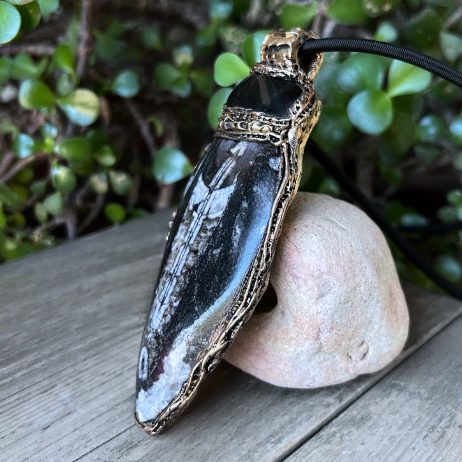 Orthoceras Fossil & Black Onyx Pendant Necklace – large stone protection amulet.