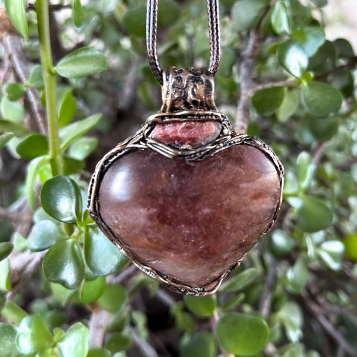Golden Healer Quartz and Sunstone heart pendant necklace, radiant healing crystal amulet.