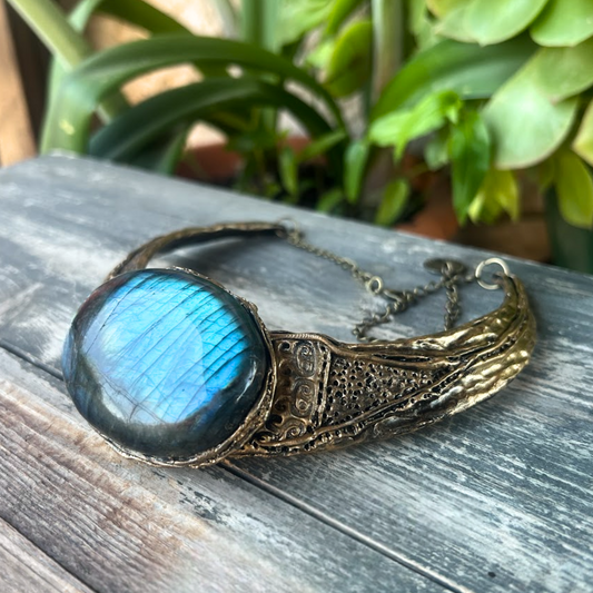 Labradorite Crystal Choker - Chunky Blue Gemstone Necklace