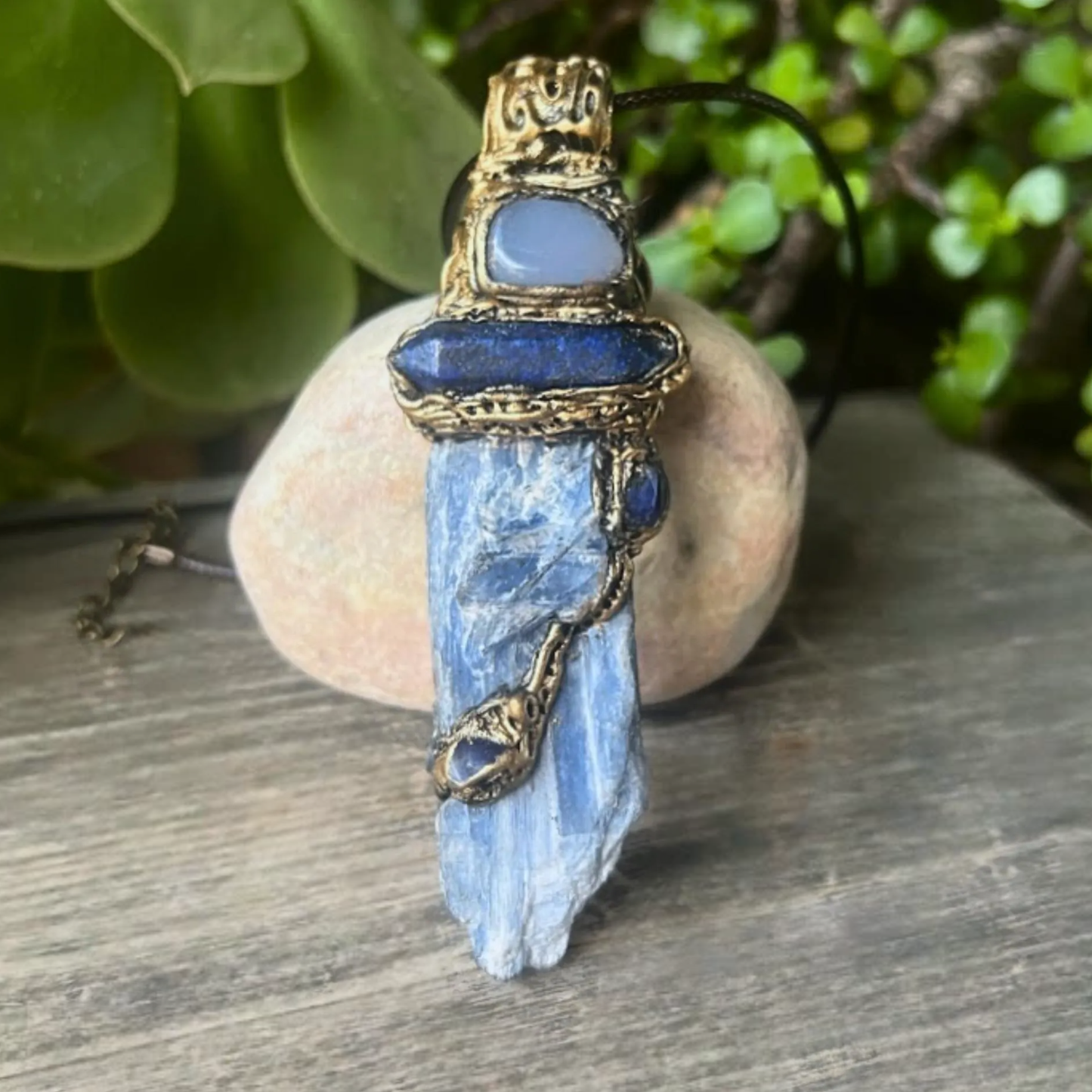 Blue Kyanite Lapis Lazuli Onyx Raw Healing Stone Amulet Necklace
