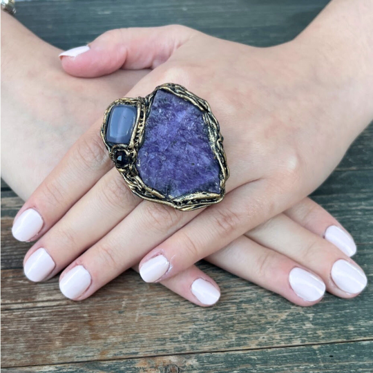 Chunky purple crystal ring with Chalcedony & Quartz