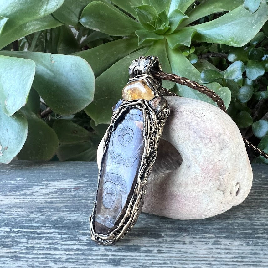 Citrine & Dzi Tibetan Agate Pendant Necklace – Lucky Crystal Amulet for Prosperity