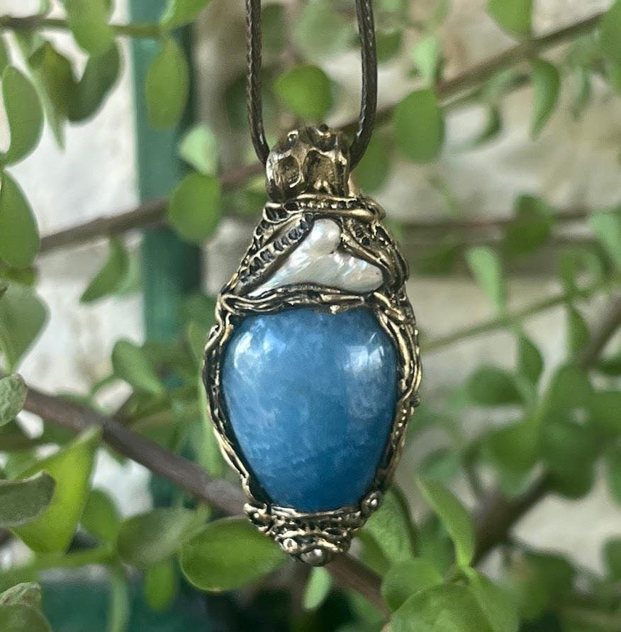 Aquamarine and Pearl Teardrop Pendant Necklace -  Healing Crystal Amulet