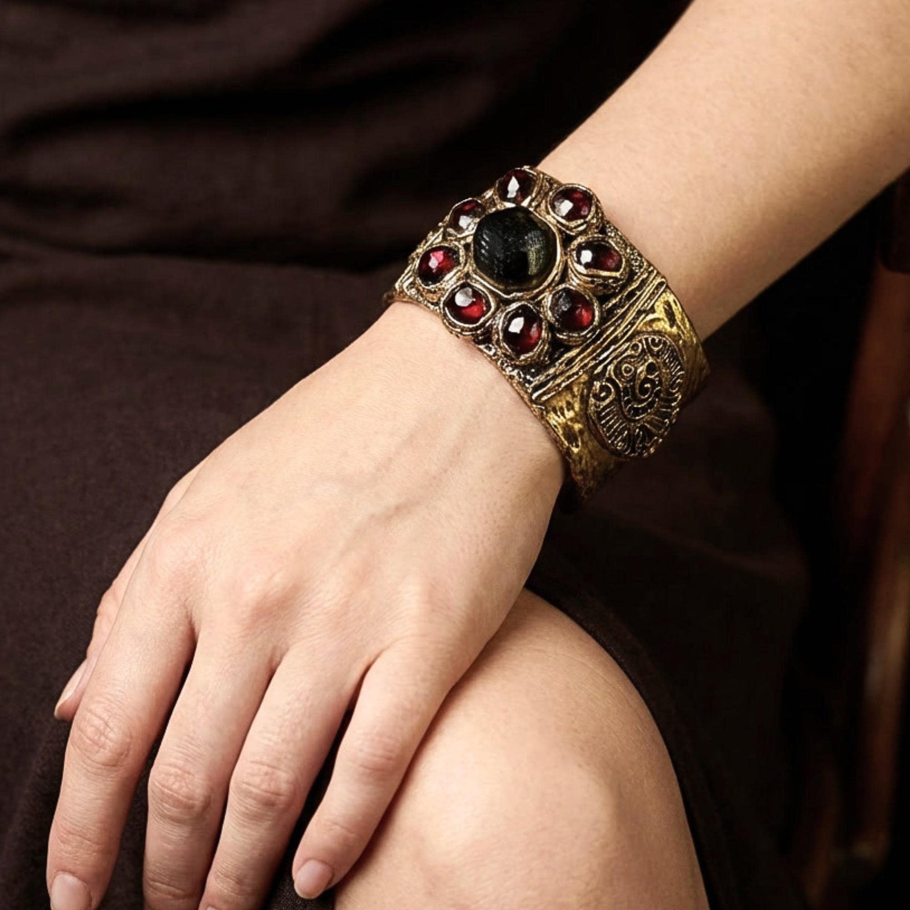 Garnet Statement Ring – Chunky Flower Crystal Cocktail Ring