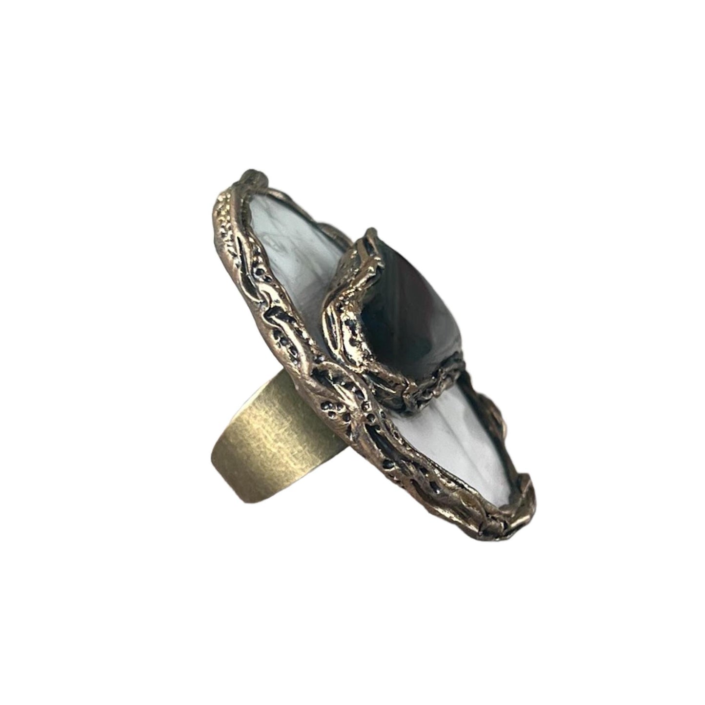 Chunky Black White Round Ring with Hawk's Eye and Howlite Stone