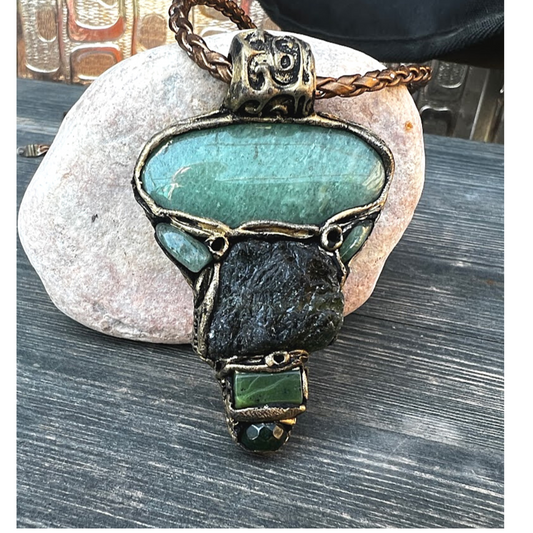 Raw crystal Green Aventurine necklace, Apatite & Jade pendant