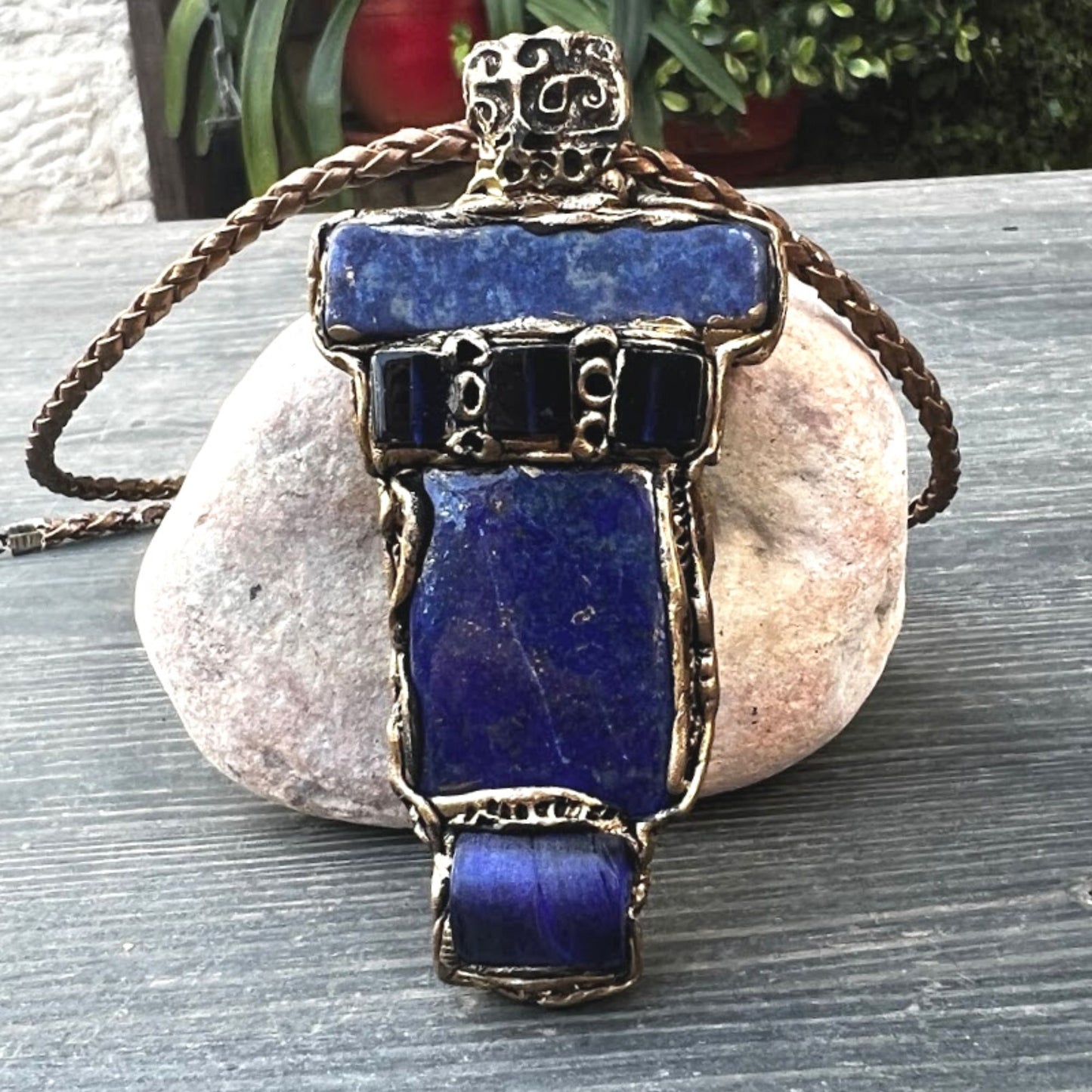 Lapis Lazuli pendant necklace