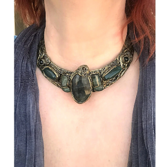 Labradorite collar necklace, healing crystal choker, green chunky necklace, statement bib necklace