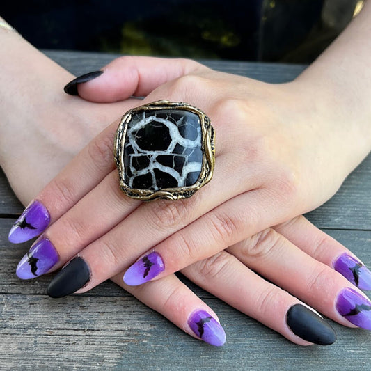 Big chunky stone ring, big ring for women, statement cocktail ring, Septarian Dragon stone ring